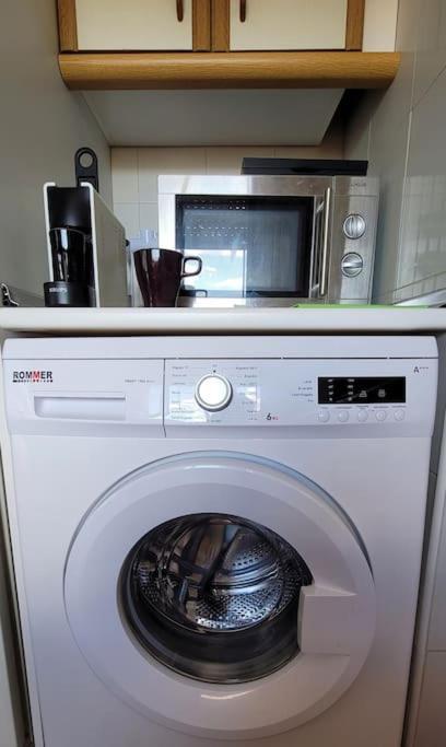 Piso Ideal Con Wifi Parking Y Desayuno Murcia Exterior photo