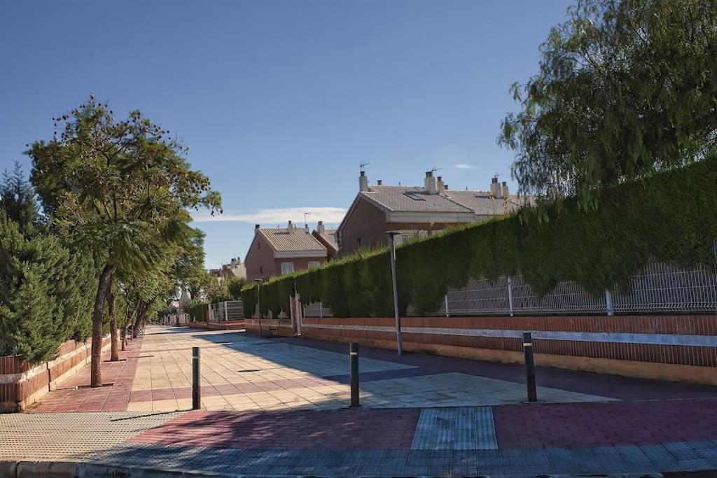 Piso Ideal Con Wifi Parking Y Desayuno Murcia Exterior photo